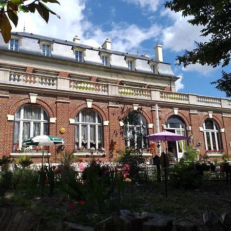 Villa Les Camelias Fontaine-lès-Vervins エクステリア 写真