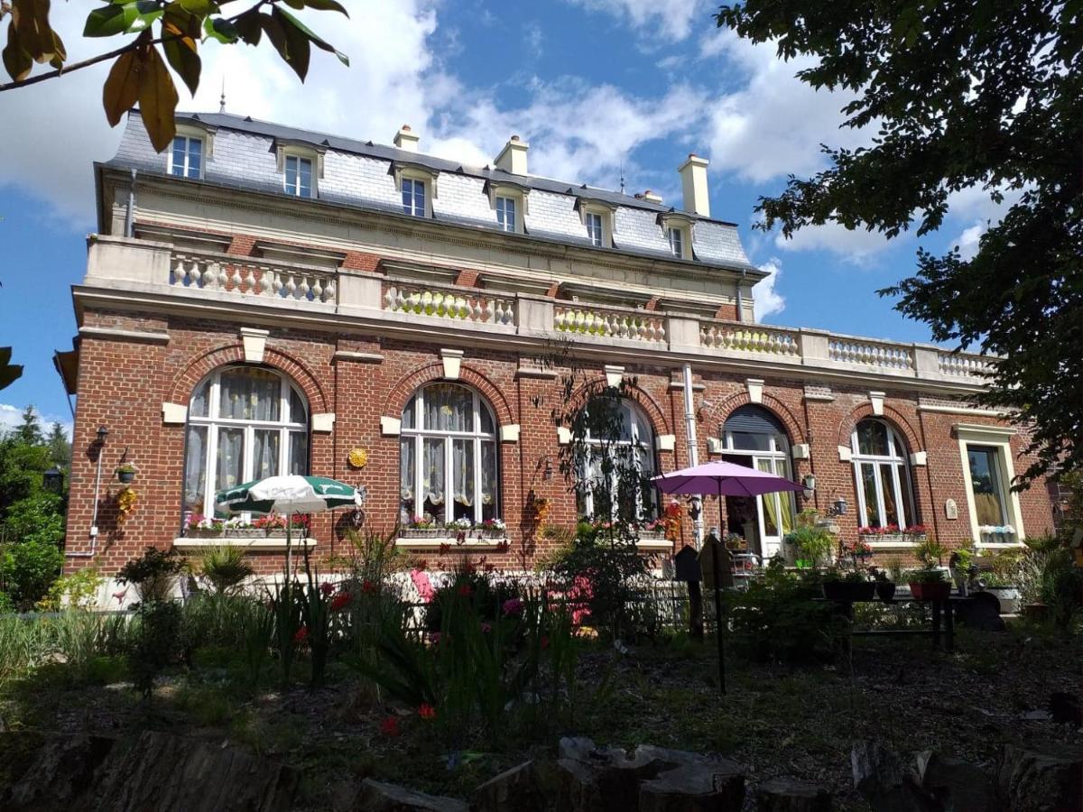 Villa Les Camelias Fontaine-lès-Vervins エクステリア 写真